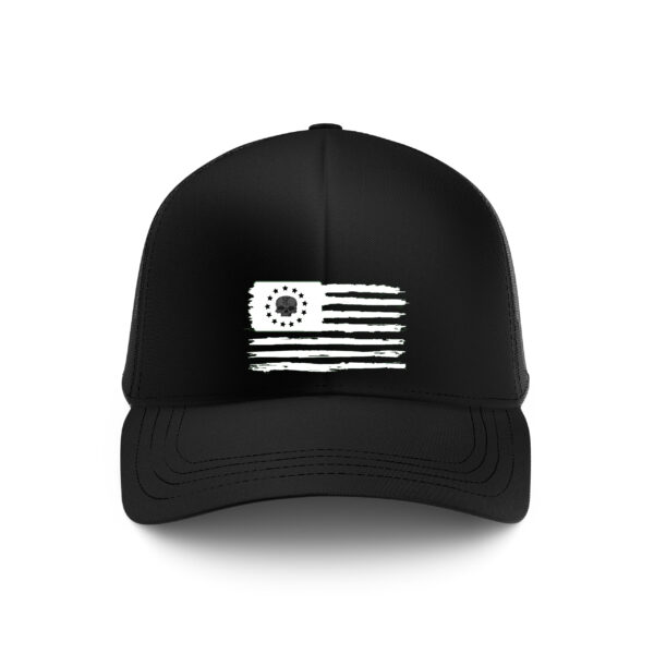SFD SKULL FLAG - Classic Retro Trucker Hat